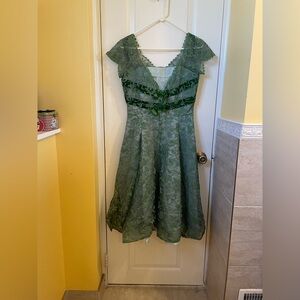 Vintage 1960s Green Lace Mori Kei Dress